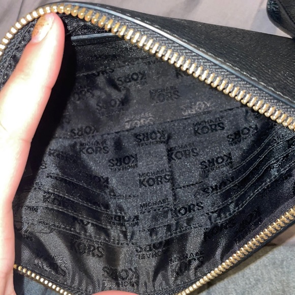 Mini - Picture 3 of 3